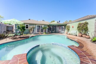 15922 Tumbling Rapids Dr, Houston, TX 77084