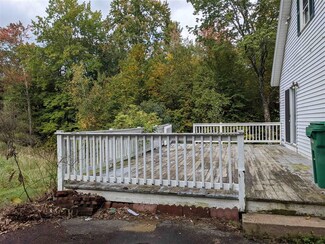 6 Pulaski Dr, Fremont, NH 03044