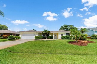 2466 SE Alden St, Port Saint Lucie, FL 34984