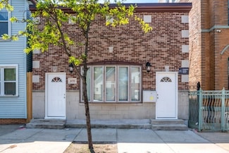 2135 W 19th St Unit 1R, Chicago, IL 60608