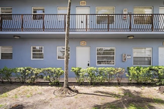 110 SE 2nd St, Hallandale Beach, FL 33009