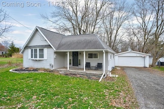 536 N Blacks Corners Rd, Imlay City, MI 48444