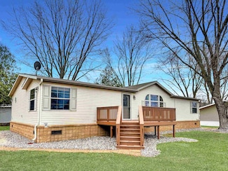 370 Willow Ln, Bagley, WI 53801