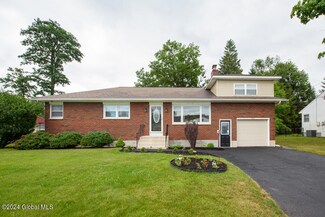 1030 Obrien Ave, Schenectady, NY 12303