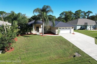 1726 Laconia St, Sebastian, FL 32958