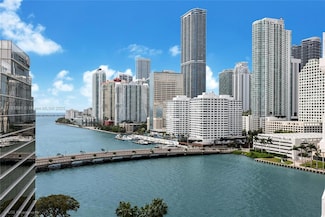 701 Brickell Key Blvd Unit 1510, Miami, FL 33131