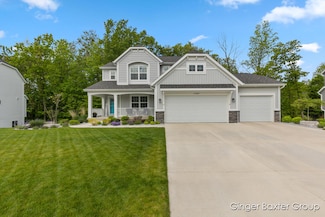 11569 Sessions Woods Dr W, Grand Rapids, MI 49534