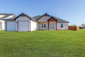 580 Highview Ct, Godley, TX 76044