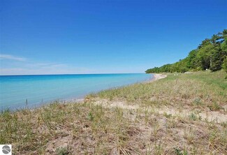 0 N Omigisi Beach Rd, Northport, MI 49670