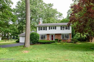 360 W Highland Dr, Schenectady, NY 12303