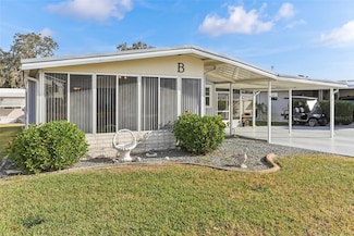11 Orangewood Dr, Fruitland Park, FL 34731