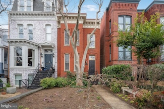 617 Massachusetts Ave NE, Washington, DC 20002