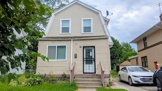 100 Oliver St, Pontiac, MI 48342