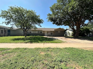2612 E Auburn St, Lubbock, TX 79403