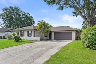 4219 Sunny Land Dr, Lakeland, FL 33813