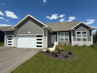 941 Colt Dr, Belleville, WI 53508