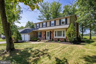100 Thornhill Rd, Cherry Hill, NJ 08003