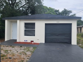 522 N 15th St, Fort Pierce, FL 34950
