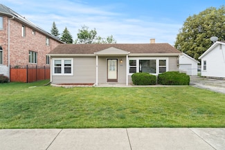 6449 W 84th St, Burbank, IL 60459