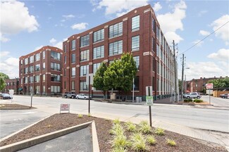 624 E Walnut St Unit 410, Indianapolis, IN 46204