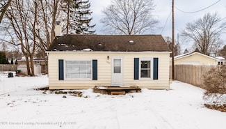 1909 Phillips Ave, Holt, MI 48842