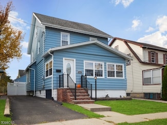 612 Filbert St, Roselle Park, NJ 07204