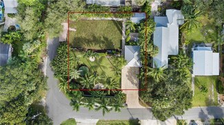 905 SW Saint Lucie Crescent, Stuart, FL 34994