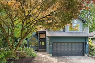 8901 42nd Ave NE, Seattle, WA 98115