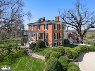 7064 Young Rd, The Plains, VA 20198