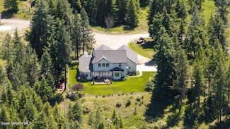 17536 W Julia Dr, Hauser, ID 83854