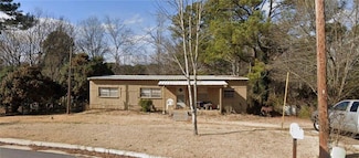 1677 Lake Louella Rd, Suwanee, GA 30024