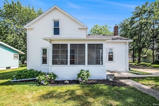 1230 E Clark St, Warsaw, IN 46580