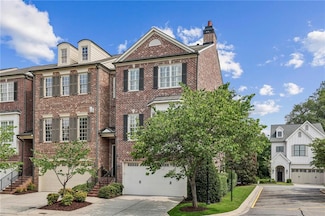565 Rose Garden Ln, Alpharetta, GA 30009