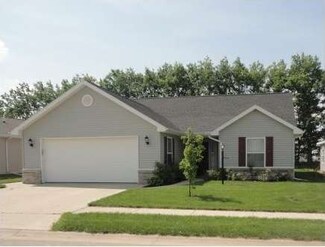 2060 Redbud Ln, Delta, OH 43515