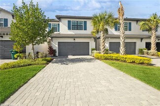 7577 Carnegie Way, Naples, FL 34119