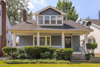 3554 Raymont Blvd, University Heights, OH 44118