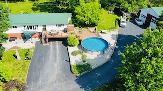 30847 Sun Ct, Burlington, WI 53105