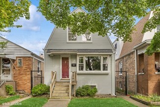 4742 W Warwick Ave, Chicago, IL 60641