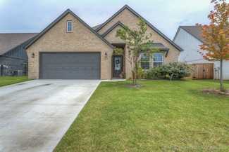 1417 N 72nd St, Broken Arrow, OK 74014