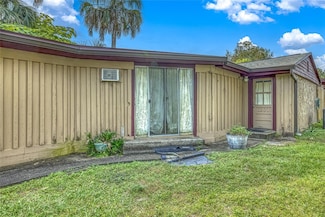 1201 10th St, Daytona Beach, FL 32117