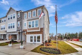 Hyde Park, Cary, NC 27519