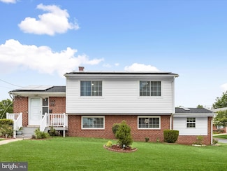1304 Ray Rd, Hyattsville, MD 20782