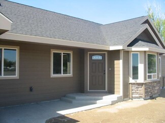 734 S Thacker Rd, Othello, WA 99344