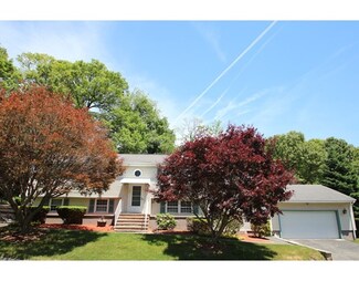 30 Grandview Ave, Saugus, MA 01906
