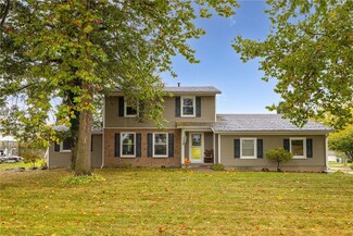 3 Sunny Slope Dr, Hilton, NY 14468