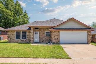 7924 Hunters Glen Dr, Watauga, TX 76148