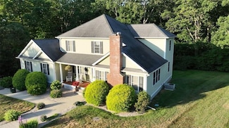 14 Piezzo Dr, Westerly, RI 02891