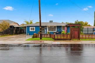 405 E Edison St, Manteca, CA 95336