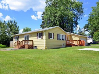 302 Grove Ave N, Park Rapids, MN 56470