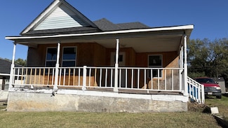 404 E Gordon Ave, Rossville, GA 30741